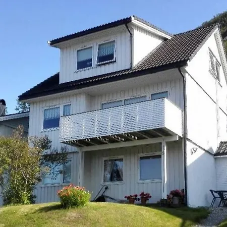 Ferienhaus Large House With Spectacular View Tromsø