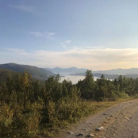 Large House With Spectacular View * Tromsø